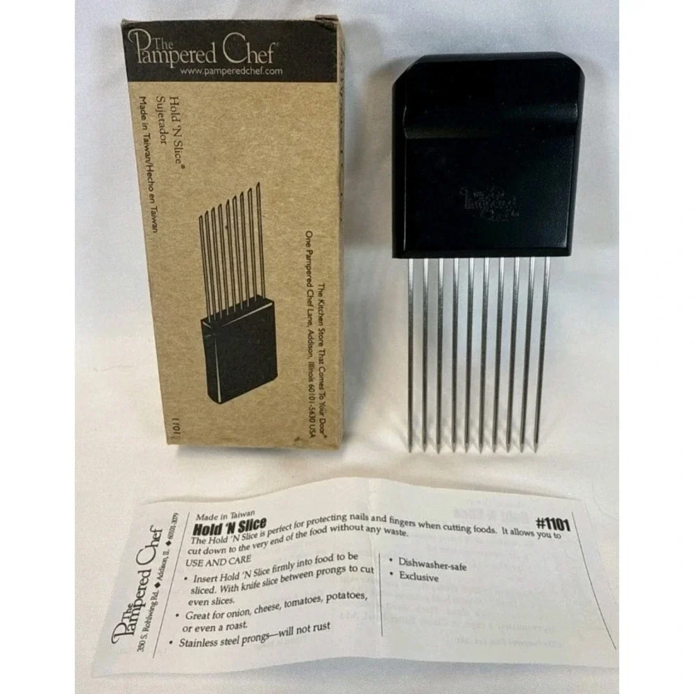 NIB‎ Pampered Chef Hold N Slice Kitchen Utensils Tool In Original Box #1101